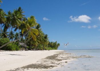 Anflug auf Kiribati